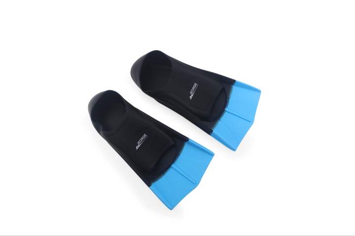 Load image into Gallery viewer, JEORGE Swimming Training Fins Short Blade Sizes For Men, Women And Kids. Includes Travel Mesh Bag
