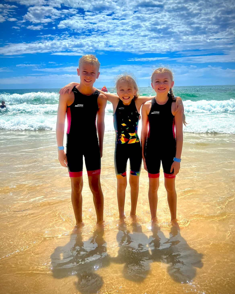 Load image into Gallery viewer, JEORGE Kids Junior Triathlon Suit, Ages 8 to 14, one piece racing suit - JeorgeSports

